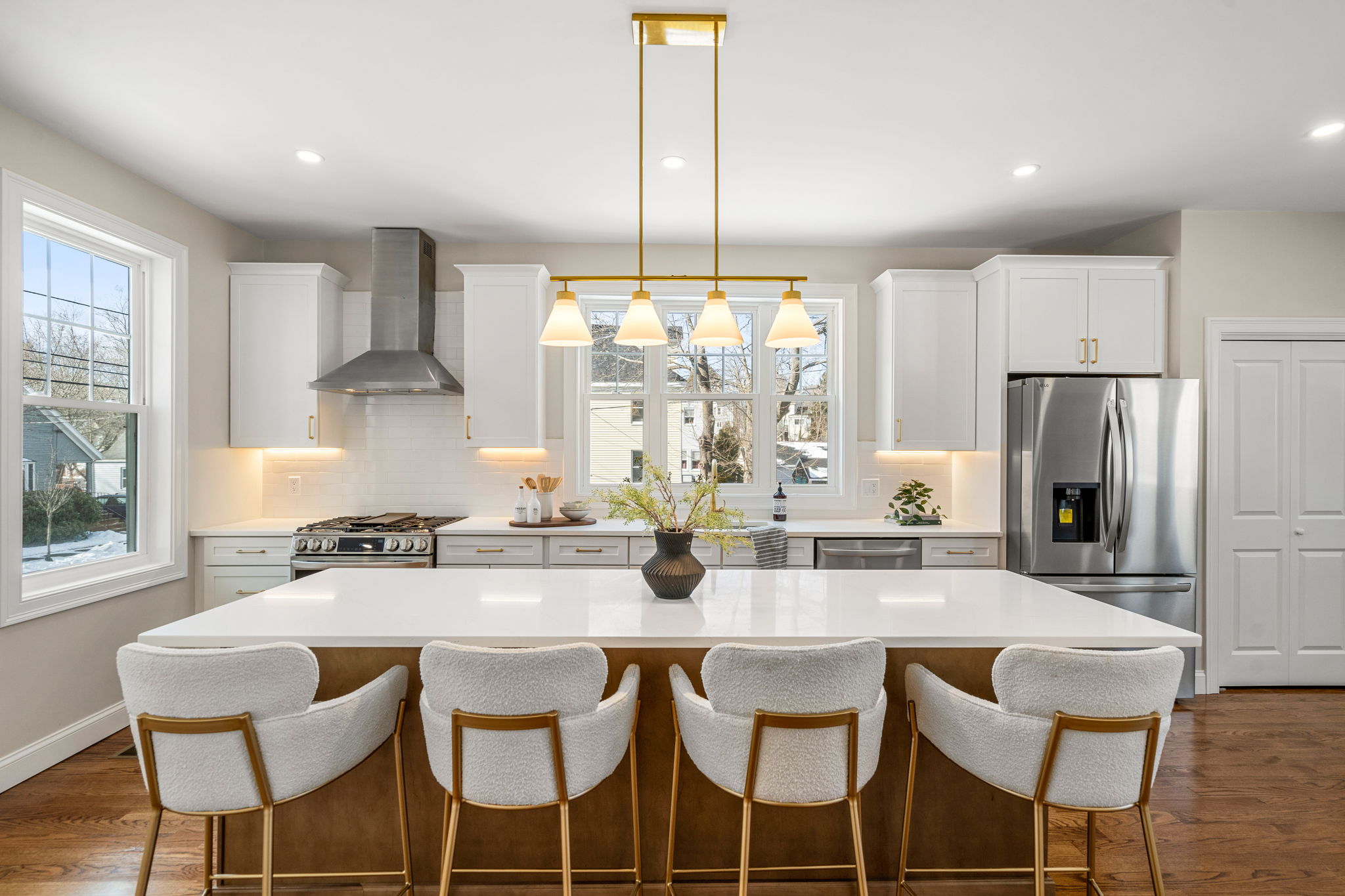 Modern Two-Family Condo Conversion — imagem 10